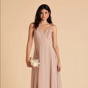 KAIA DRESS
CHIFFON TAUPE